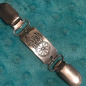 Native American Lularoe Cinch Clip Sweater guard